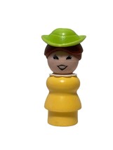#934 Vintage Western Town Lady W/ Green Hat Fisher Price Little People - $19.50