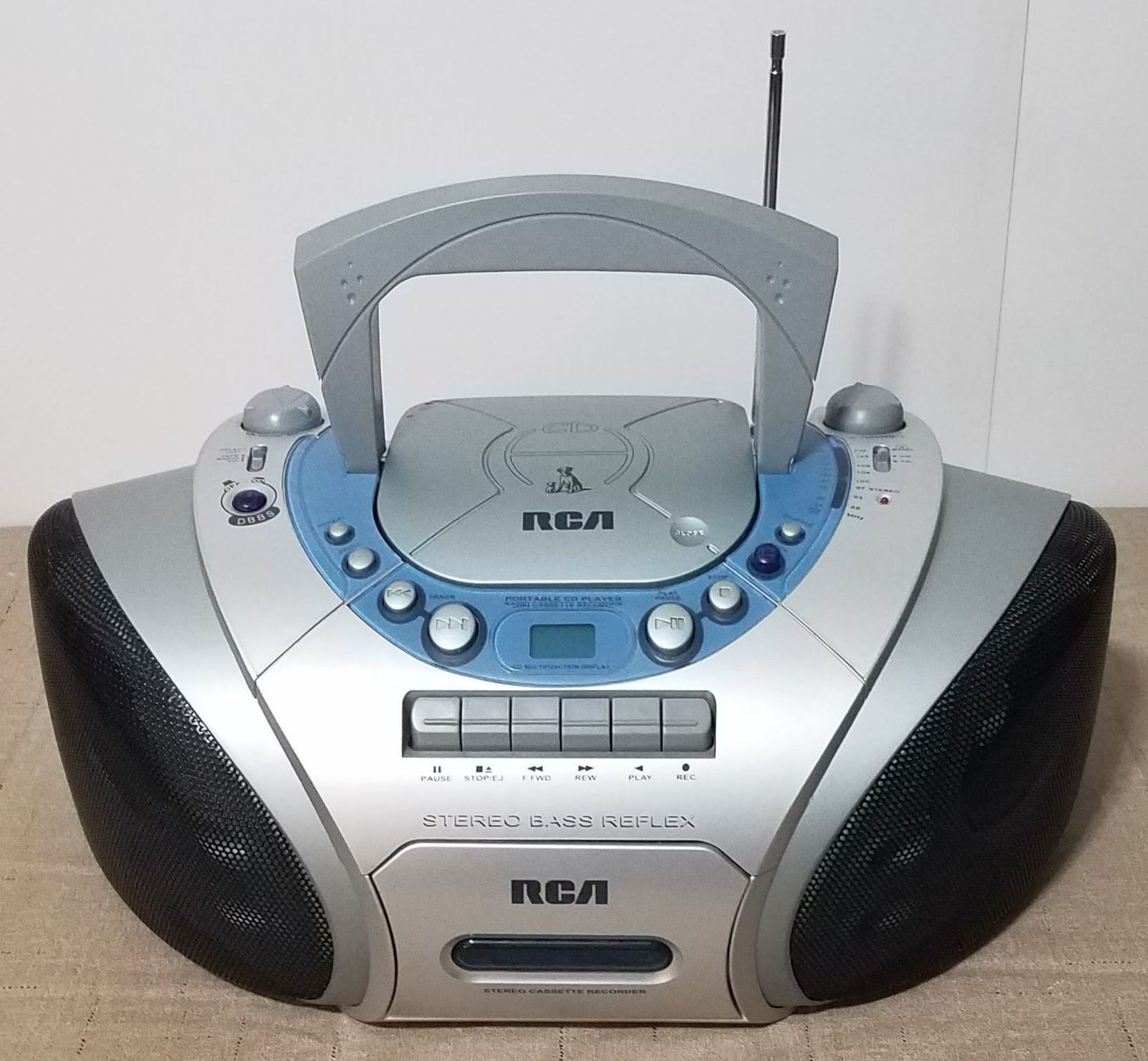 Vintage RCA RCD110 Portable CD Player AM/FM and 9 similar items