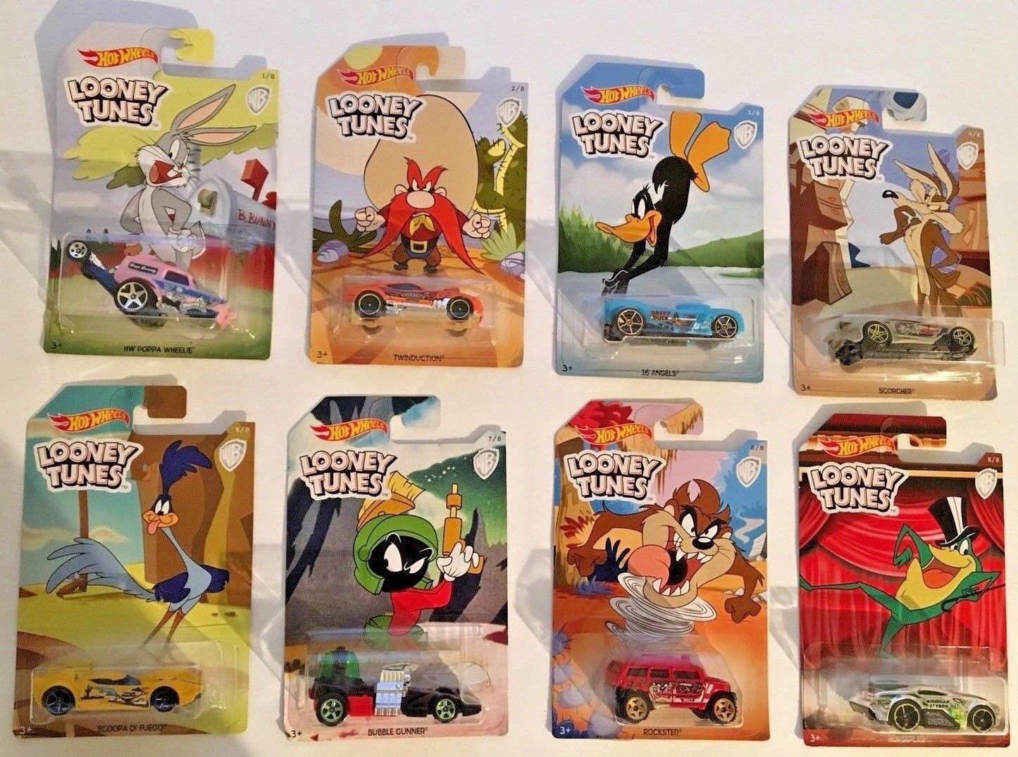 Hot Wheels Looney Tunes Complete Set of 8 Road Runner Bugs Bunny etc