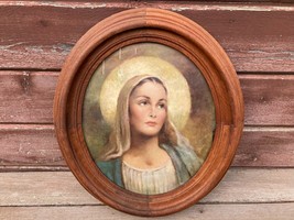 VTG OVAL WALNUT PICTURE FRAME w IMAGE OF VIRGIN MARY RELIGIOUS PICTURE - $49.45