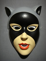 DC BATMAN COMICS CAT WOMAN HALLOWEEN MASK PVC CATWOMAN SUPER HERO - $12.82