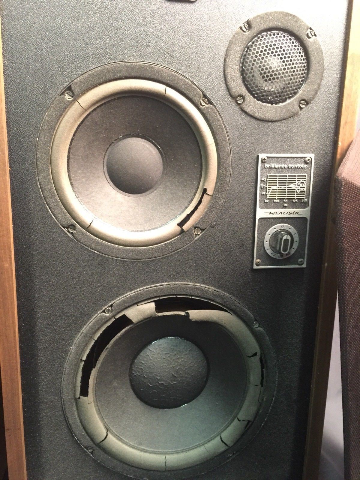 Realistic Optimus 10 Brilliance Contour Speakers With Floor Stand ...