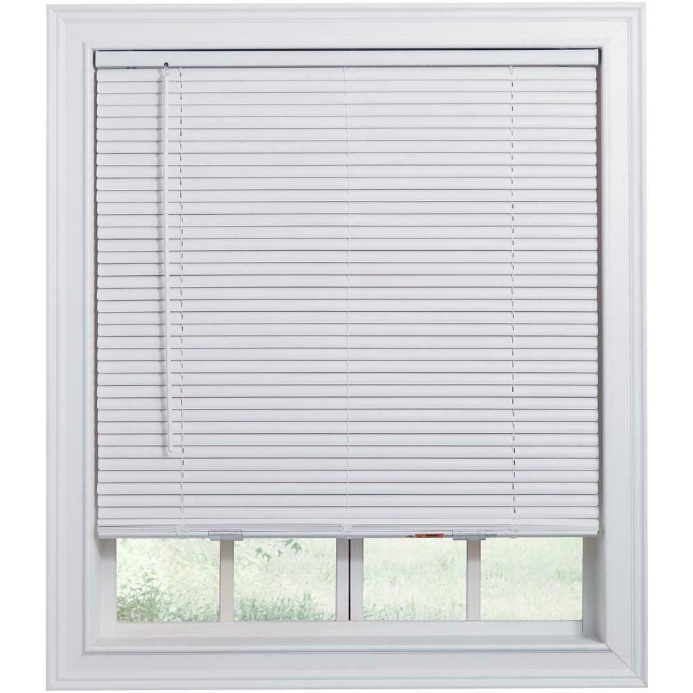 Hampton Bay White Cordless Room Darkening Vinyl Blind 36 In W X 48 In L 