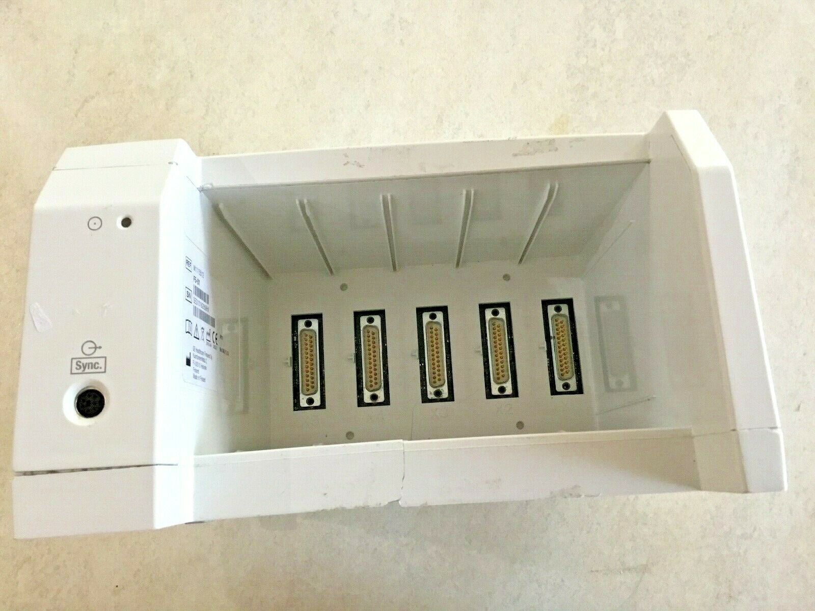 GE CareScape B850 Module Frame F501 CareStation REF M1115512 Hospital