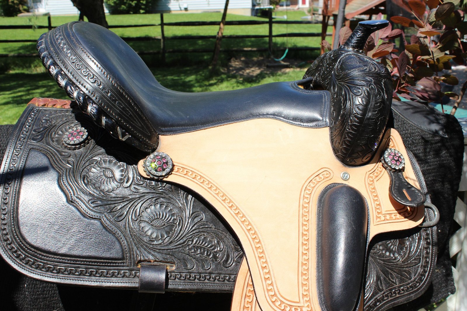 Western Dressage Saddle with Knee Block for Stability Saddles