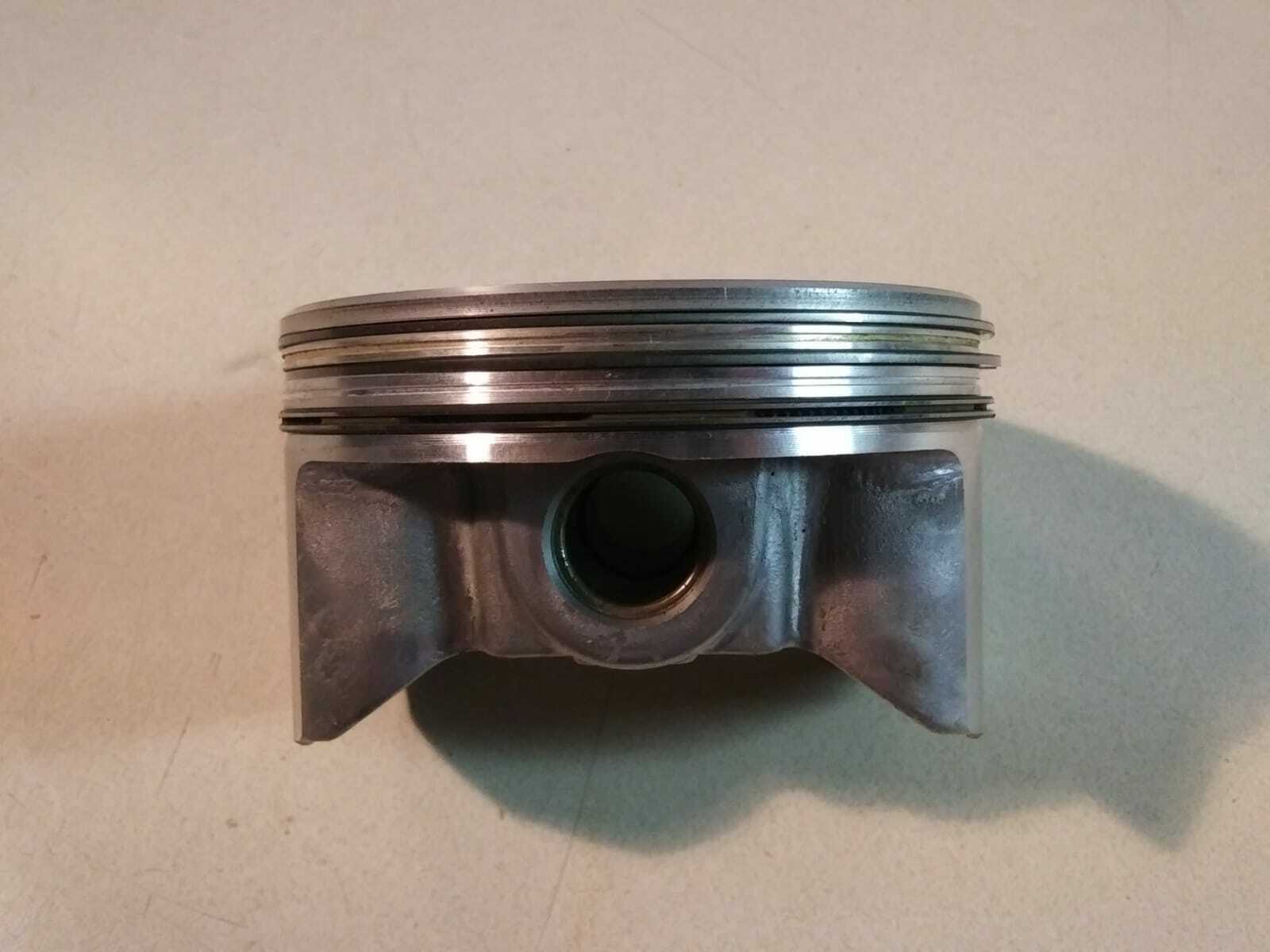 GENUINE OEM BRIGGS AND STRATTON ENGINE PISTON AND RINGS 792307 Parts