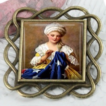 Betsy Ross Square Vintage Antique Gold Needleminder cross stitch accessory - $12.00