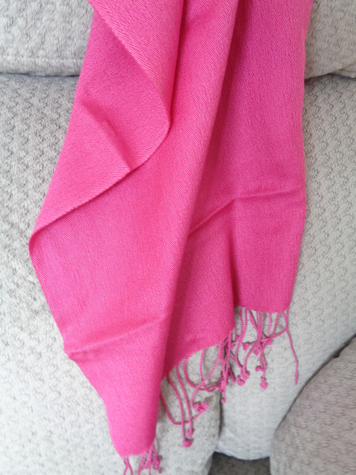 The Cashmere Company Pashmina Scarf Shawl Wrap Style 303 Raspberry Rose