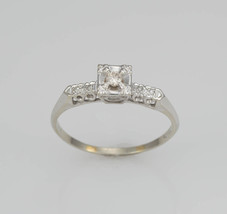 14k Vintage White Gold Ring, 0.10tdw - Size 9 - £411.01 GBP
