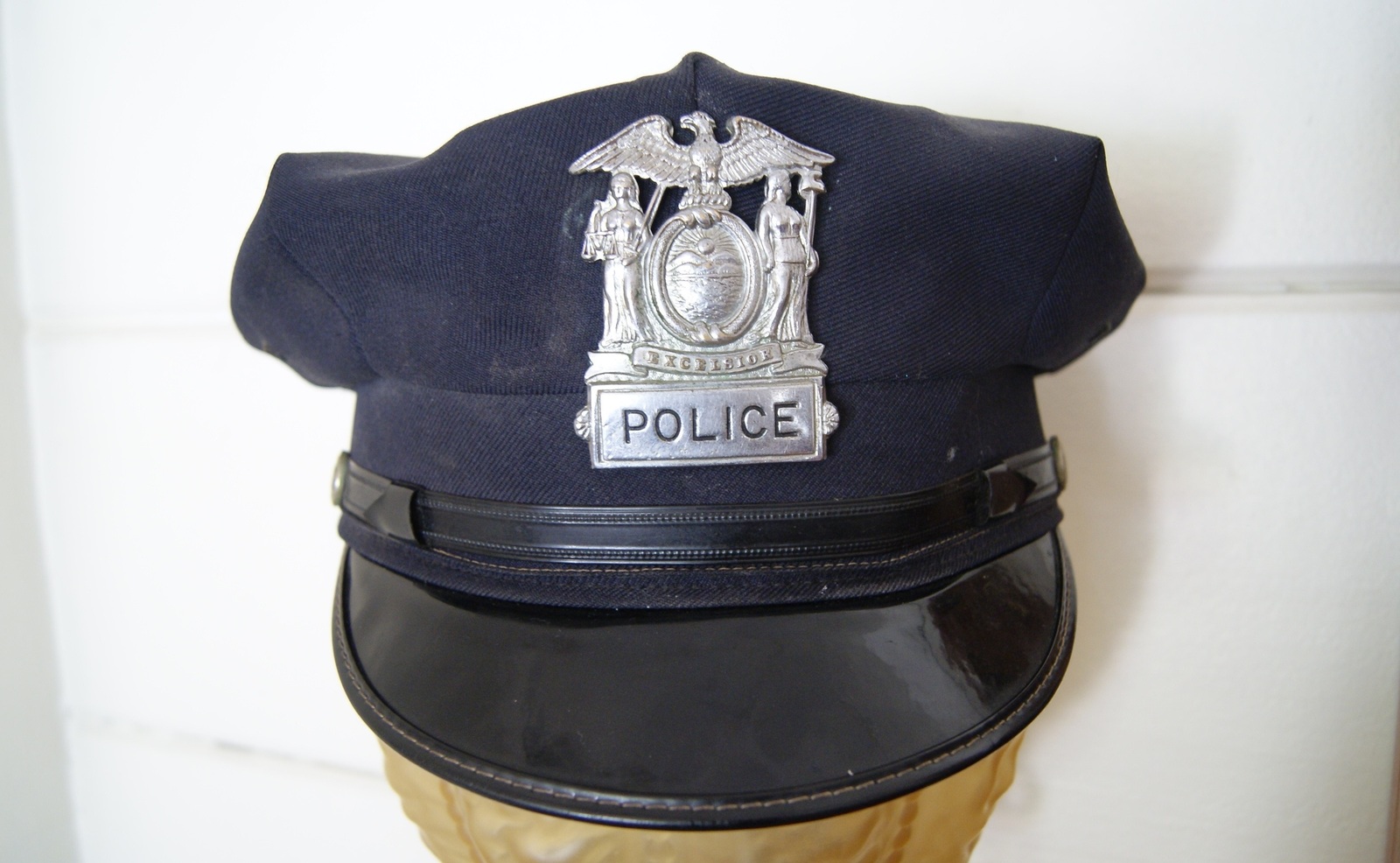 new york police hat badge