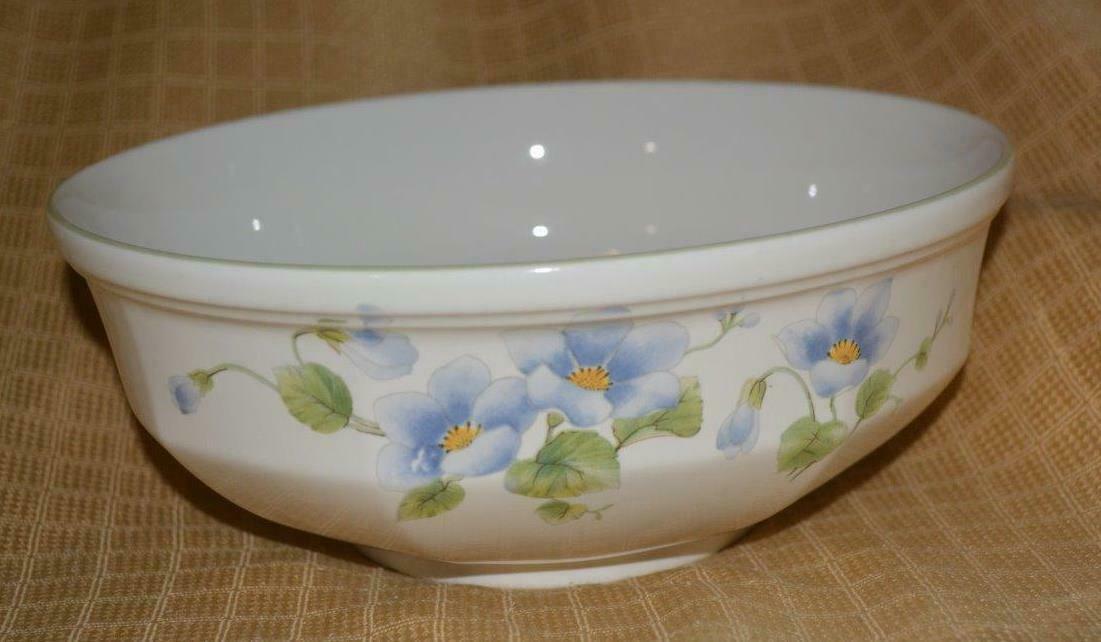 Vintage Mikasa Blue Bell Serving Bowl 8.5" F3101 Mikasa