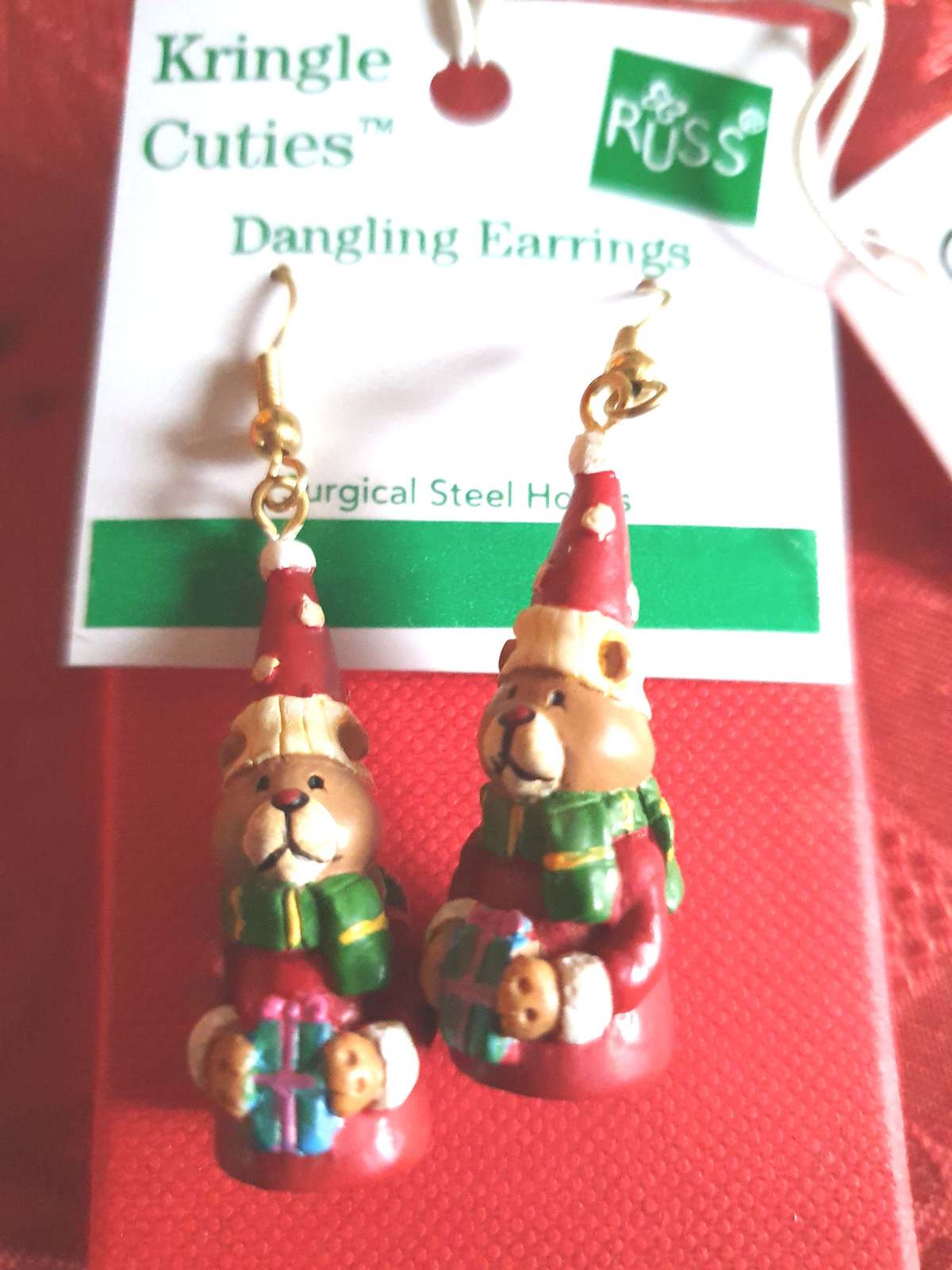 rare xmas russ berrie santa bear earrings, ideal gift novelty earrings new vinta