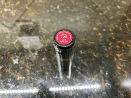 Revlon Super Lustrous LIpstick #725 Love That Red Sealed  - $8.41
