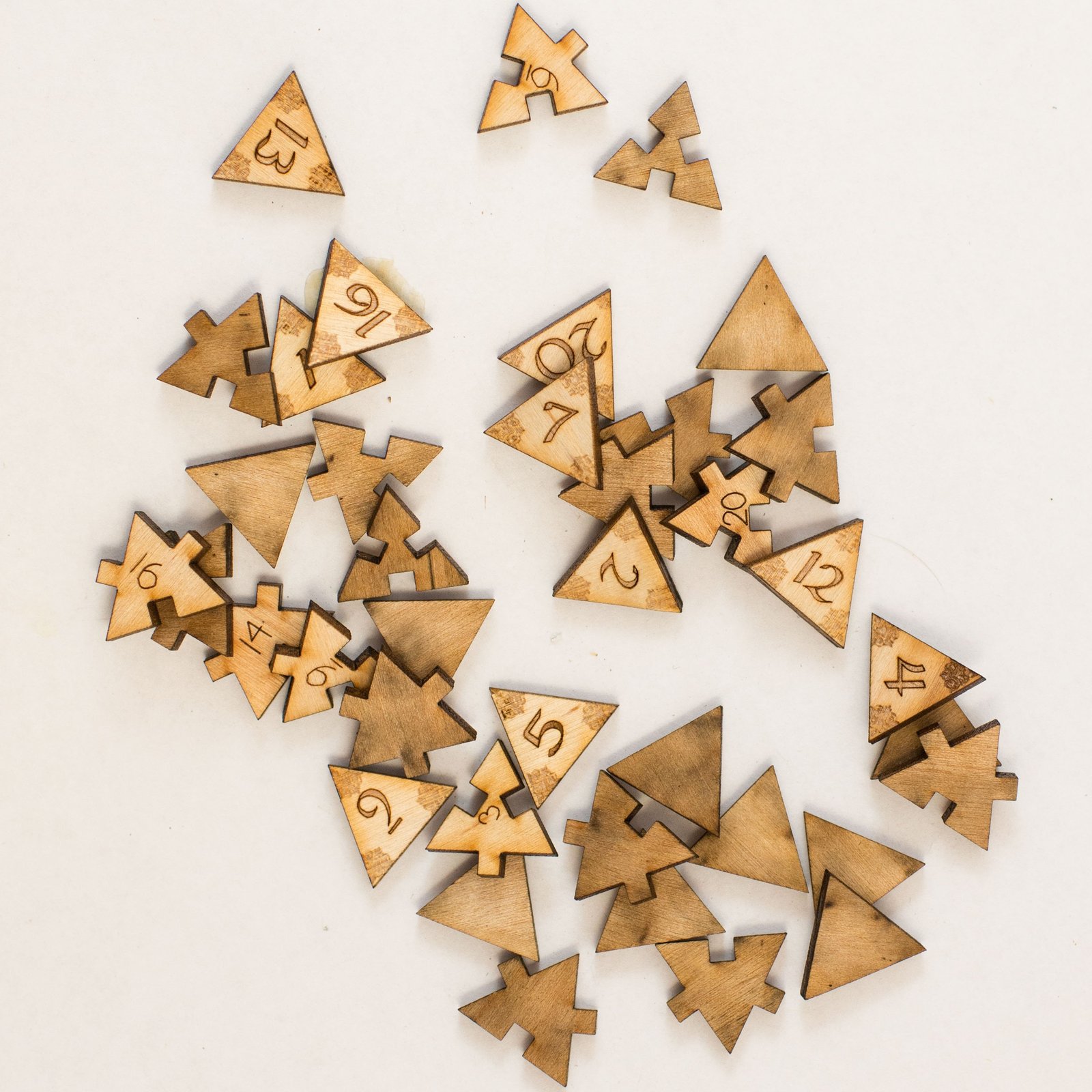 Crafts 20 Sided Dice Art Kit RAW Wood 1.5"x1.5" Wooden