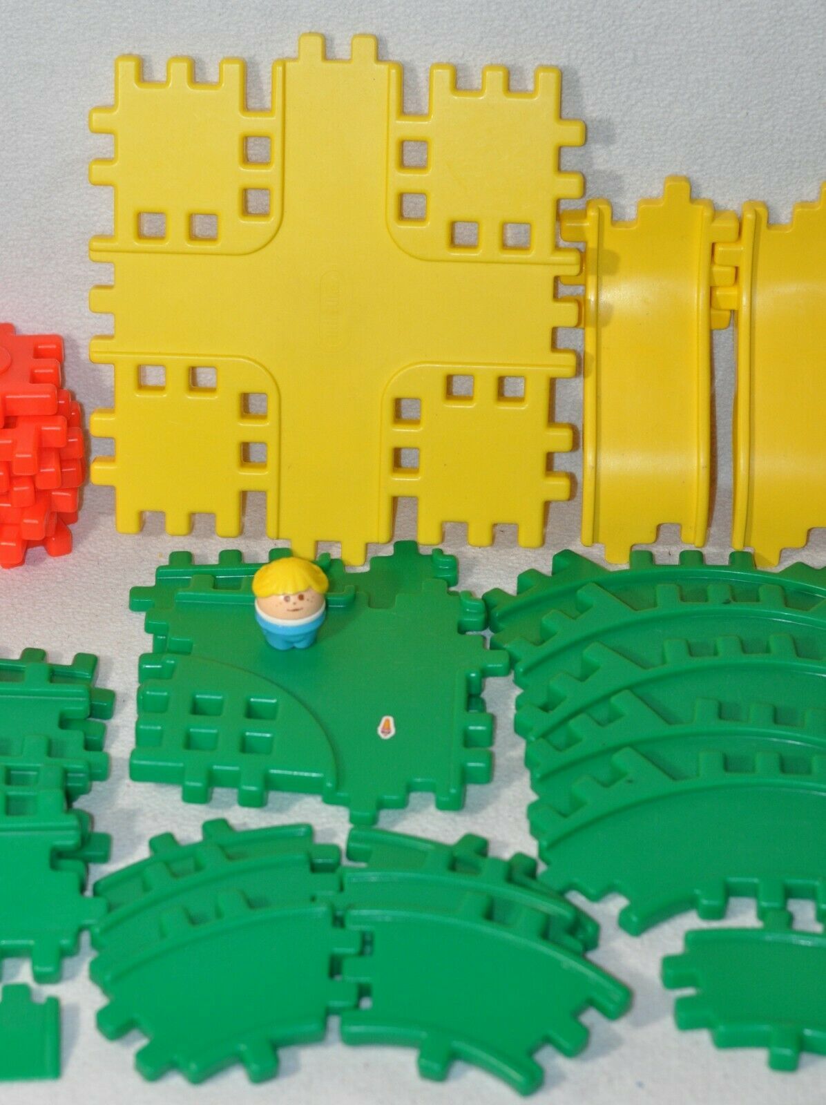 Lot of 61 Pieces of Vtg Little Tikes Wee Waffle Blocks, Green Road