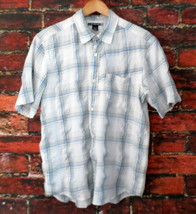 Quiksilver Men's Casual Short Sleeve Shirt M Pale Beige Plaid - $14.98