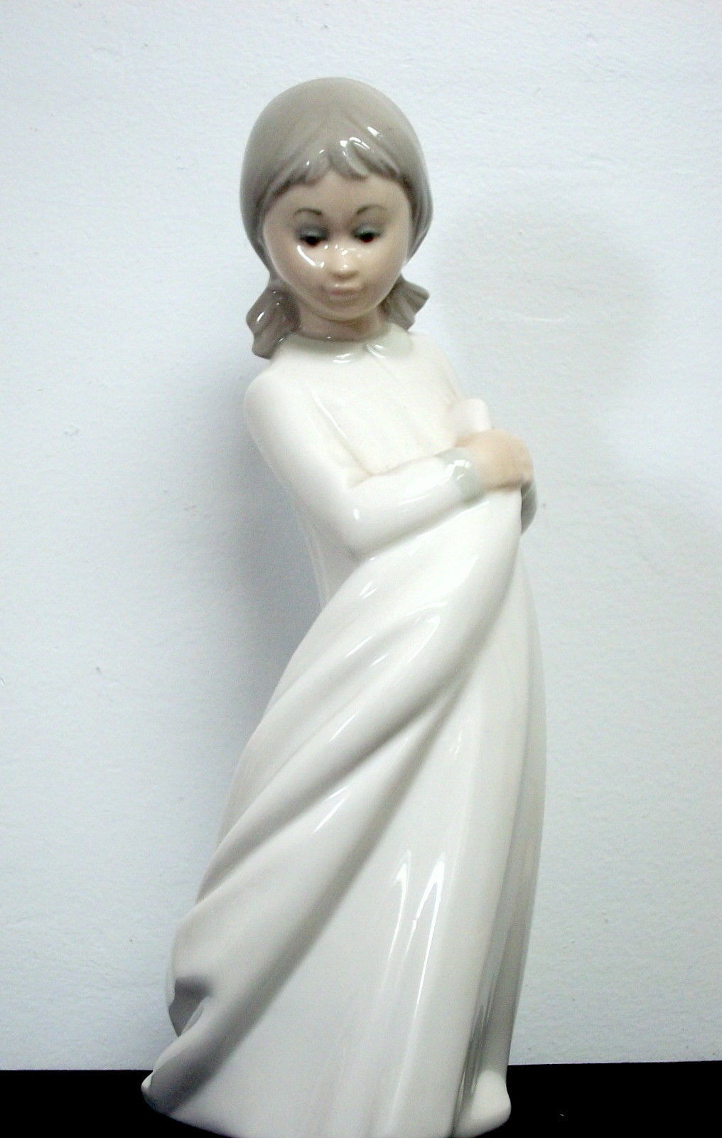 Zaphir Lladro Spain Girl with Blanket Figurine - Other