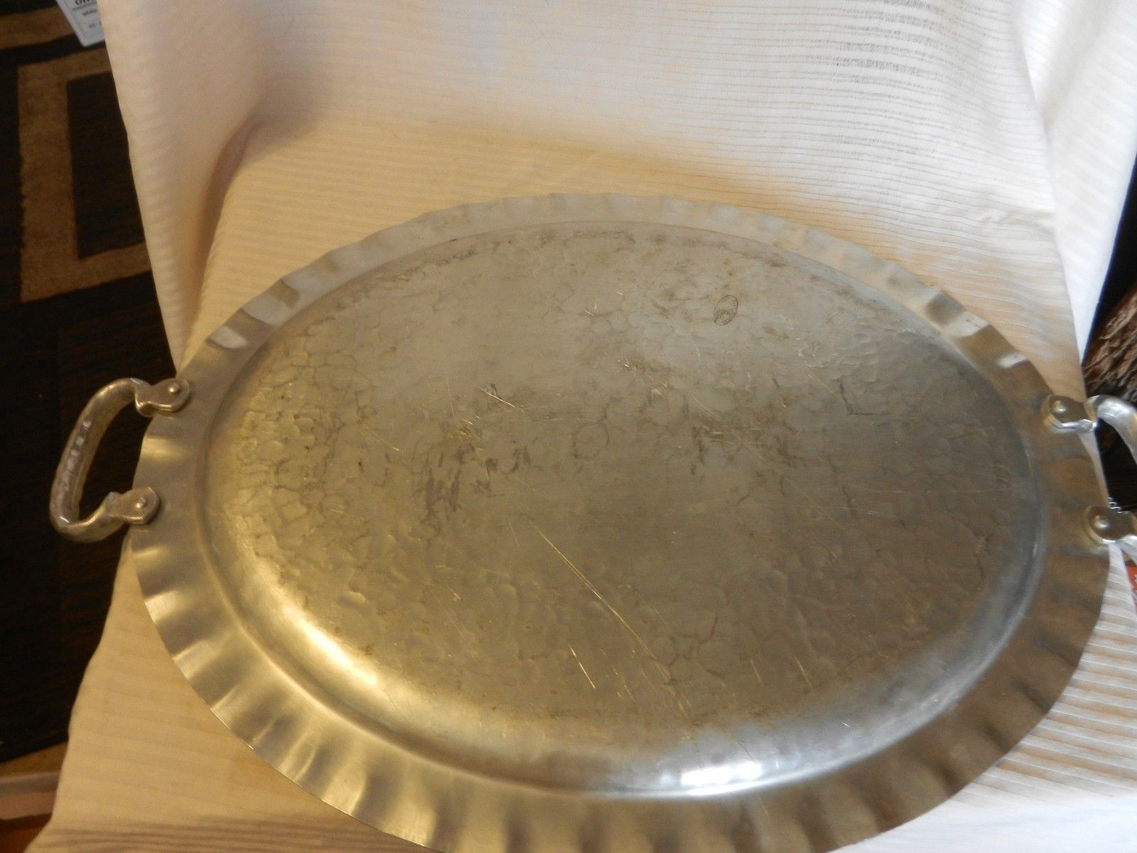 Vintage Everlast Hand Aluminum Serving Tray Grapes and Leaves