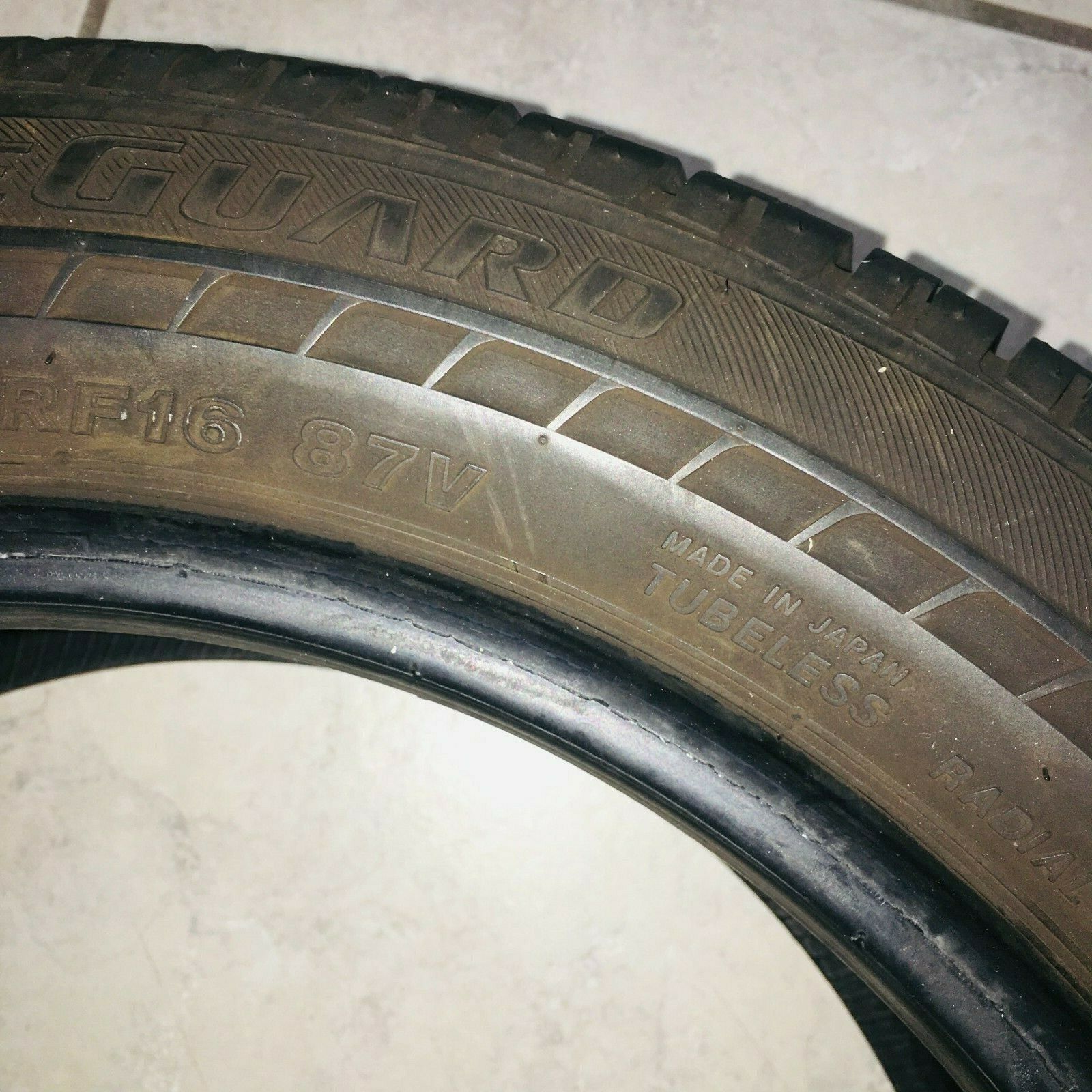 Bridgestone Driveguard RFT Run Flat 195/55R16 87V All Season 60k Mile