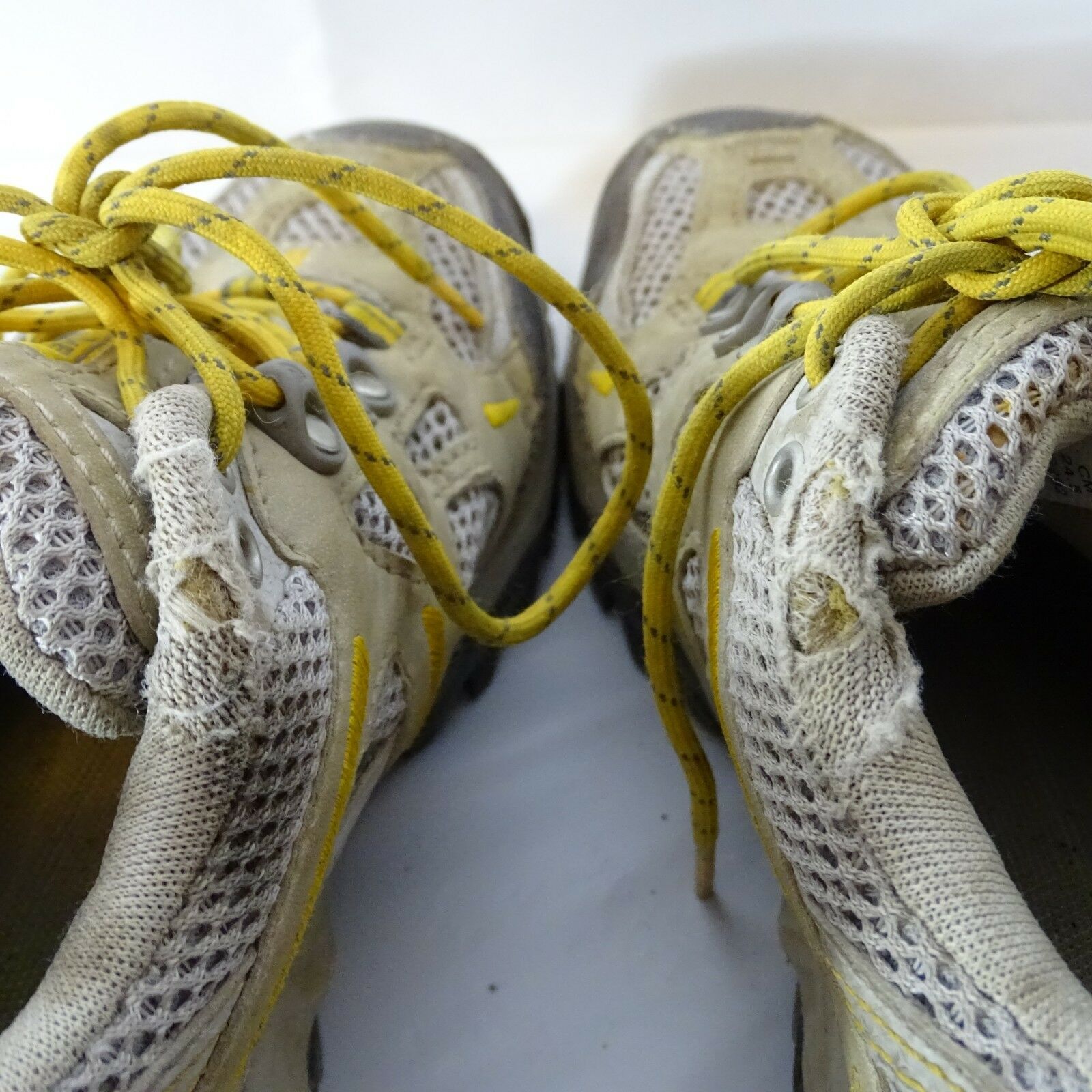 The North Face Hiking Shoes Vibram Sole Women Size 7.5 Tan Gray Mesh