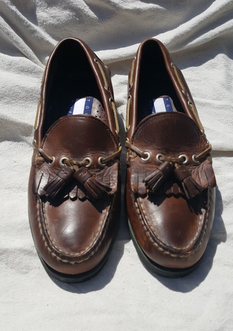 tommy hilfiger tassel loafers