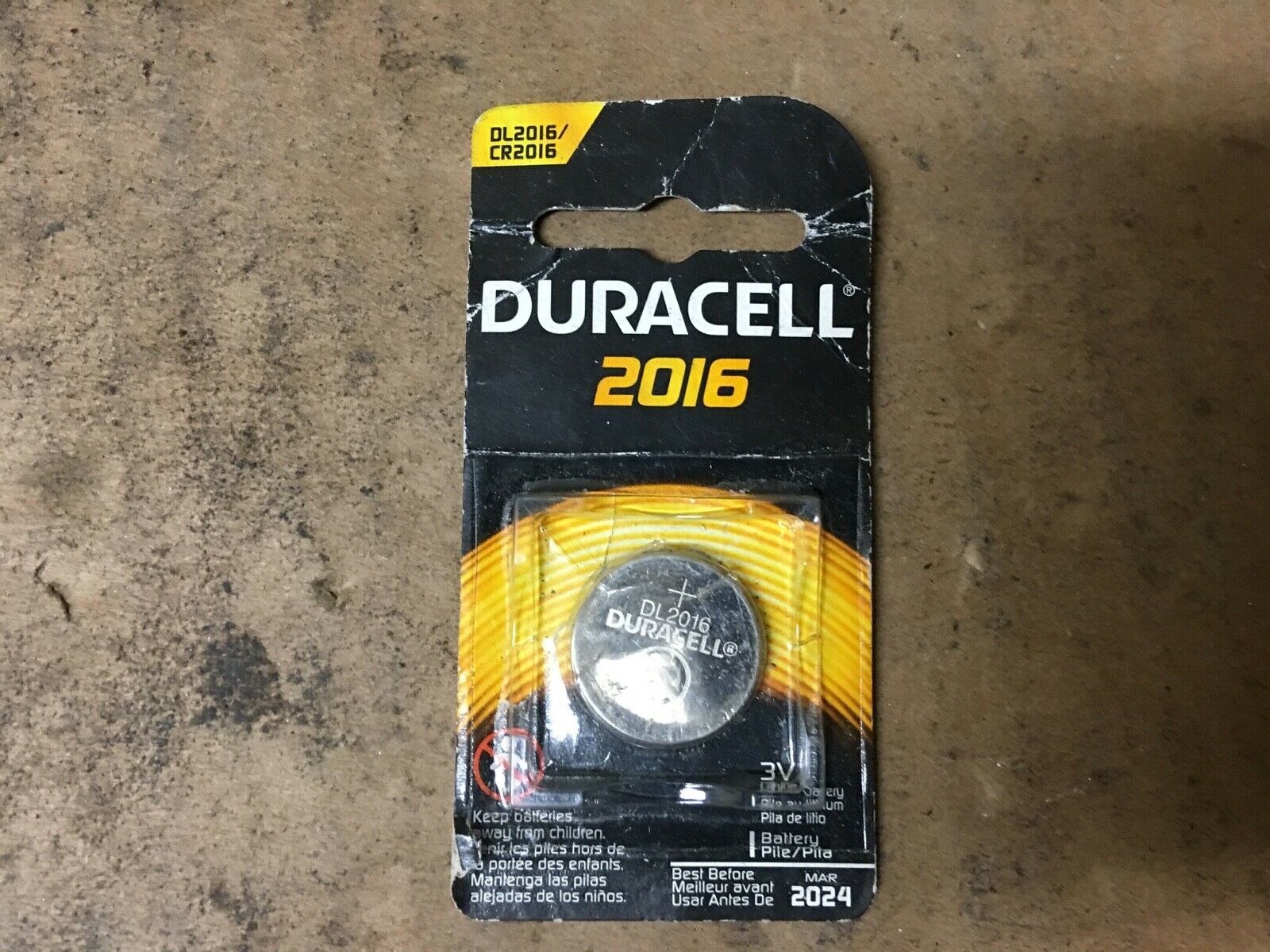 Duracell Lithium 2016 Coin Cell Battery EXP 2024 Single Use Batteries