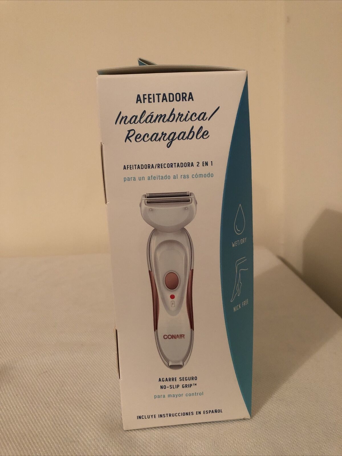 Brand New CONAIR Cordless Rechargeable Wet Dry Shaver Trimmer in a Box