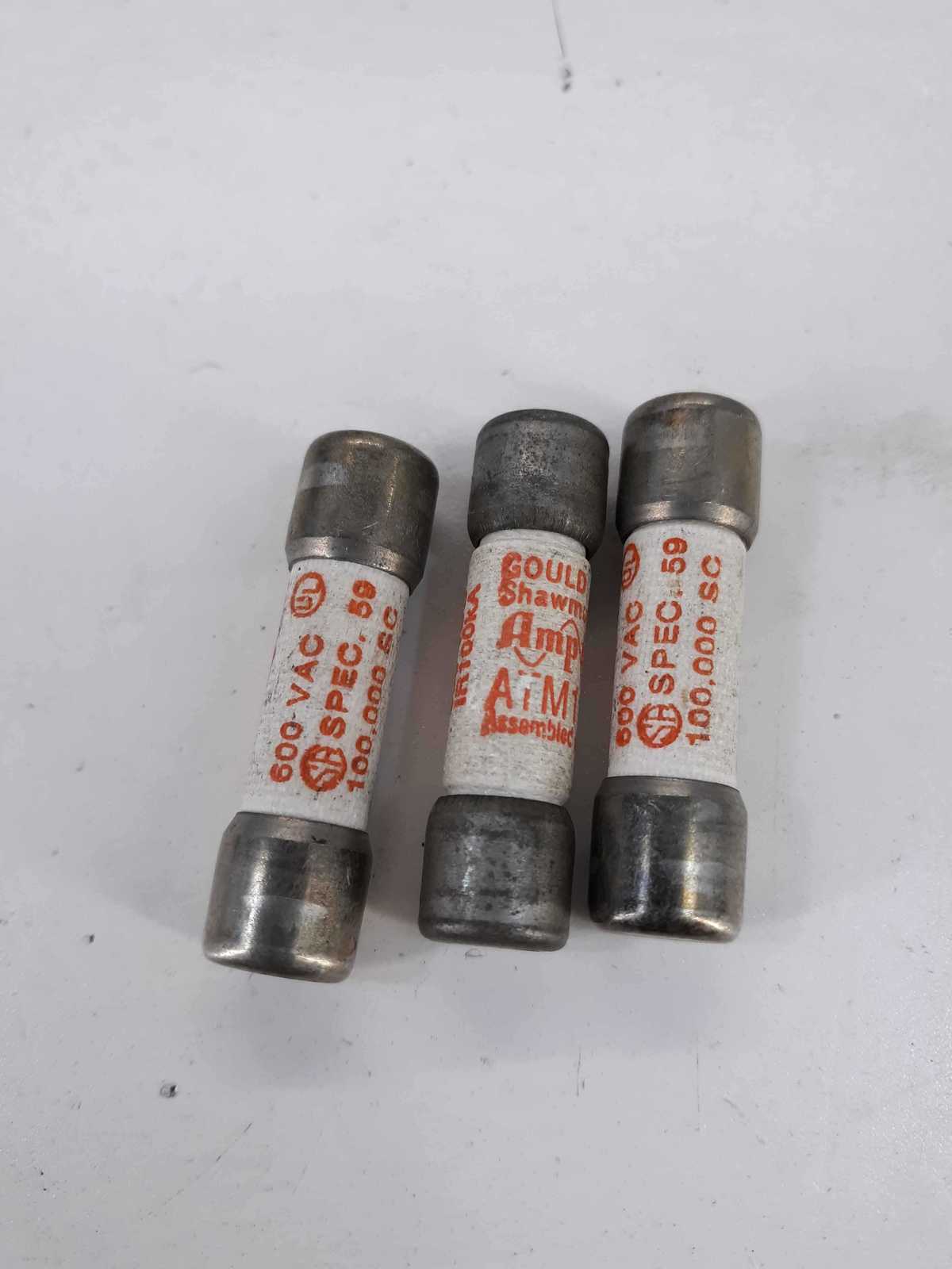 Bussmann ATM10 Fuse 600v 10A lot of 3 Fuses & Links