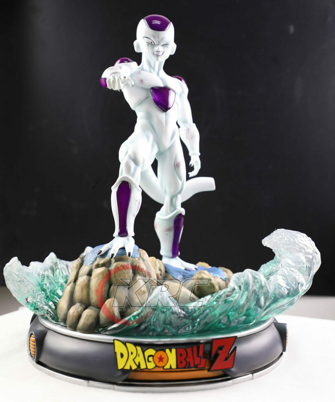 Dragon Ball Z 4pcs Goku Frieza Second /& Third Form Nail PVC Statue Kid Figure
