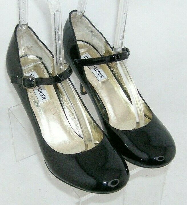 Steve Madden 'Luvvy' black patent leather mary jane round toe heels 8.5M 7229 - Heels