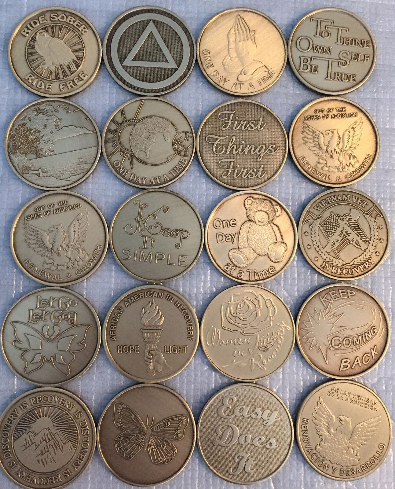 Lot of 30 Serenity Prayer Bronze Medallions AA Alcoholics Anonymous Chip Coins