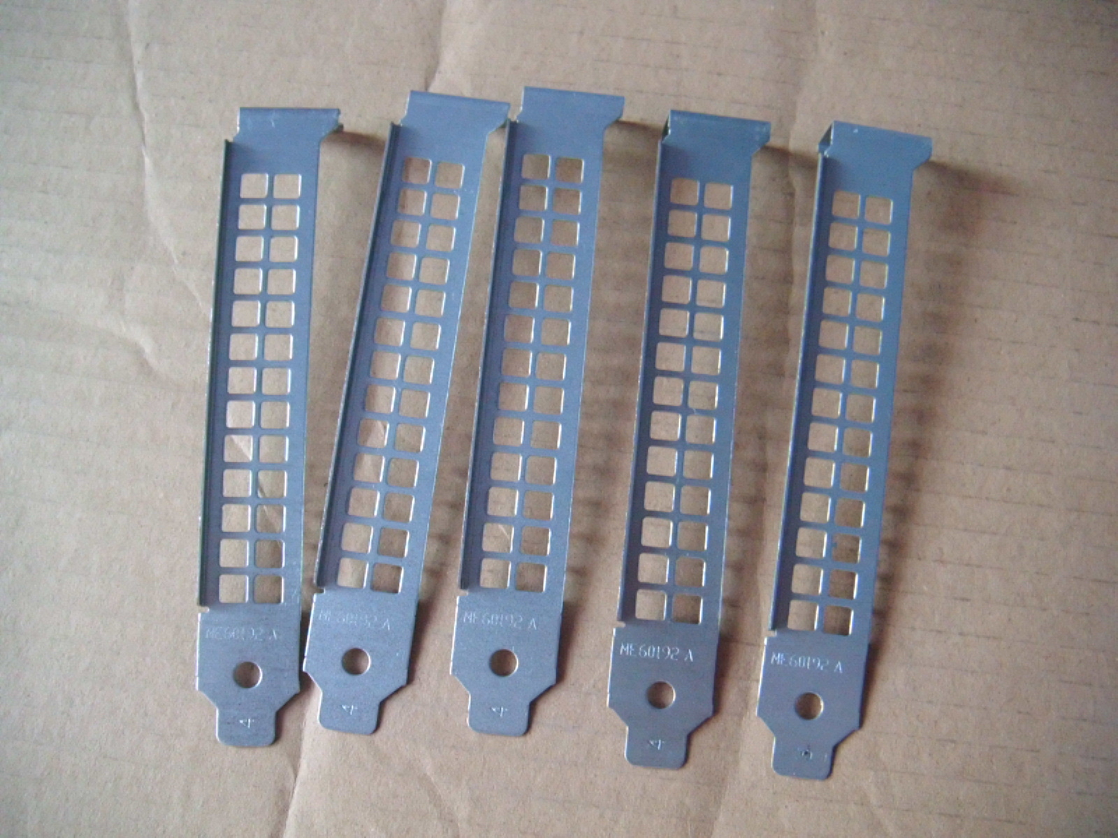 QTY 20 Dell OptiPlex 3050 5050 7050 MT PCI Blank Slot Cover Full height Vented 