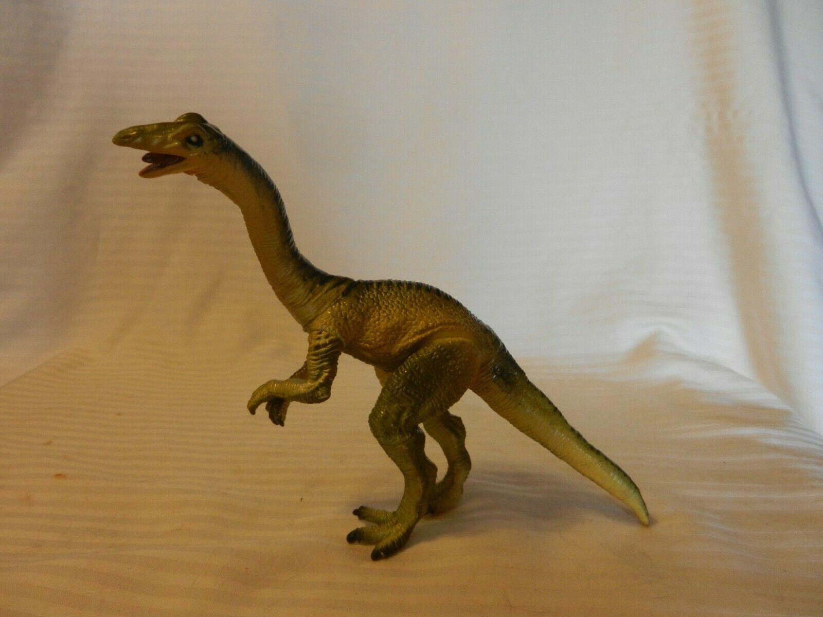 Vintage 1985 Velociraptor Dinosaur Figurine Green Tones, Stripes On ...