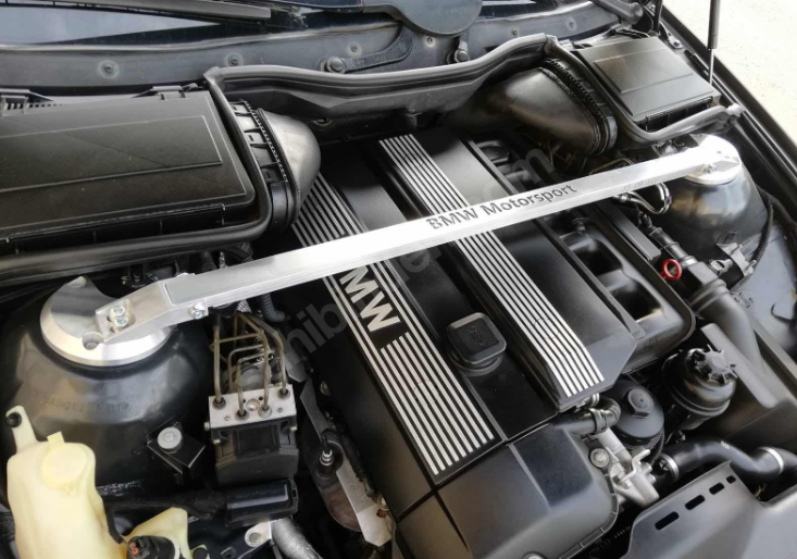 Front Strut Bar / Front Tower Bar For BMW E39 5 Series M POWER 6