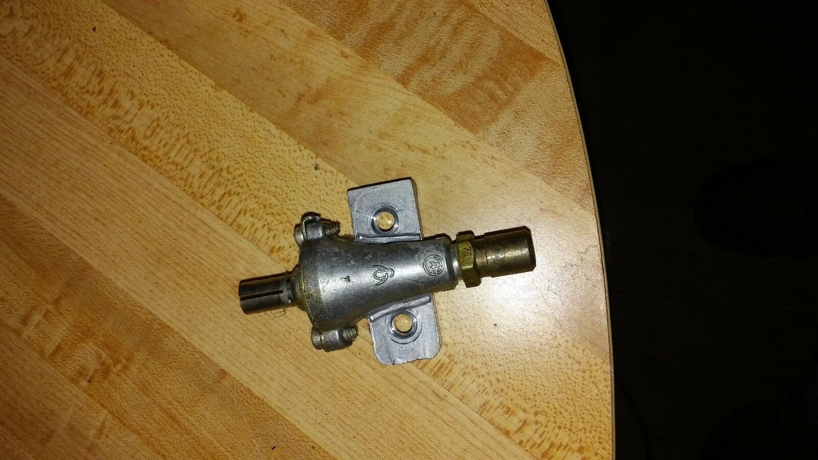 WEDGEWOOD CAMPER STOVE SURFACE BURNER GAS VALVE FROM MODEL T2130BG
