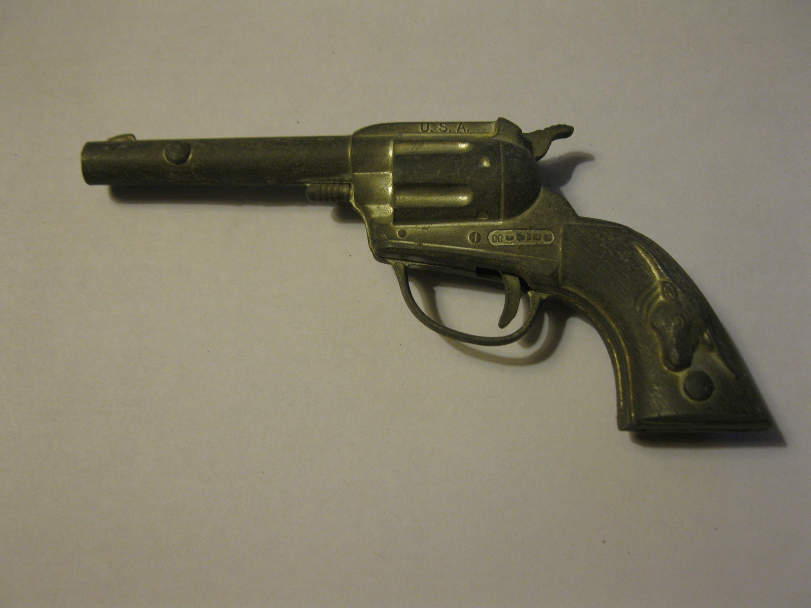 (CG 1) Vintage Toy Cap Gun Hubley TEX Silver Pistol w/ Longhorn grips