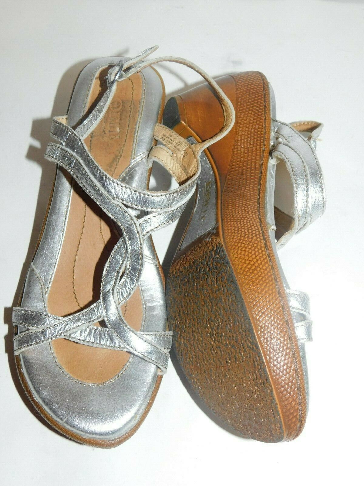 bottega veneta sandals gold