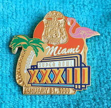 SUPER BOWL XXXI (31) PIN - FOX SPORTS NETWORK - TV LOGO - NFL LAPEL PIN -  RARE