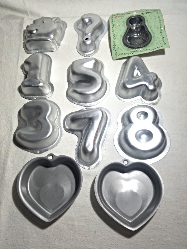 Mini Aluminum Cake Panslot of 12numbers/figures Other Cookware