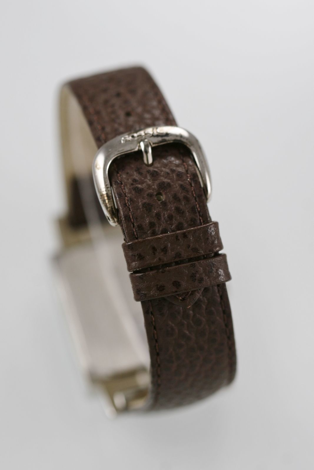 decade quartz watch