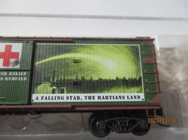 Micro-Trains # 003900270 War of The Worlds Series 40' Box Car # 1. N-Scale image 4