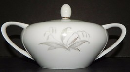 Kaysons China Japan Golden Rhapsody Covered Sugar Bowl White Gold 1961  - $24.74