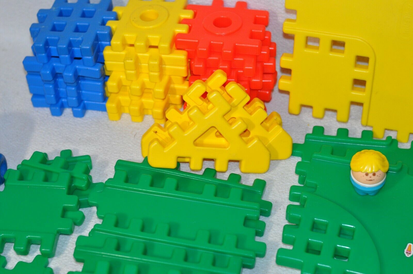 Lot of 61 Pieces of Vtg Little Tikes Wee Waffle Blocks, Green Road ...