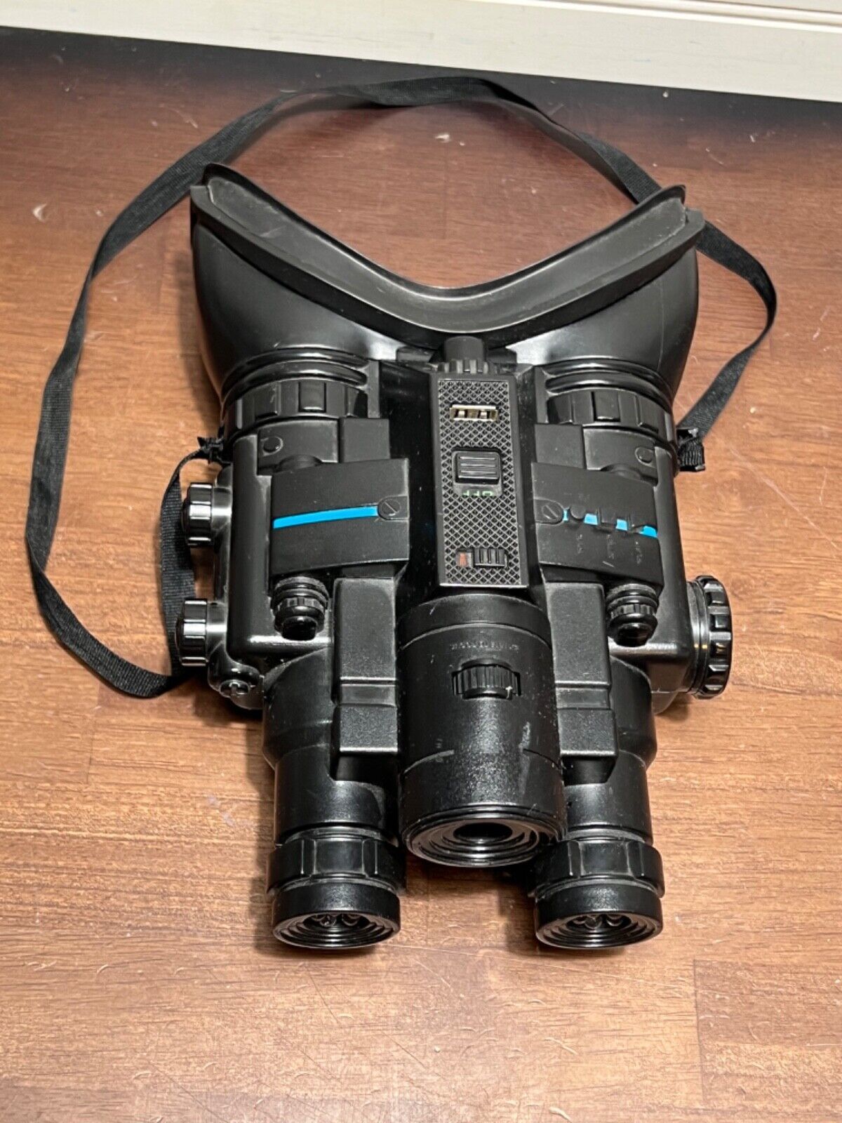 2010 Jakks Pacific Night Vision Infrared Goggles Binoculars Spy