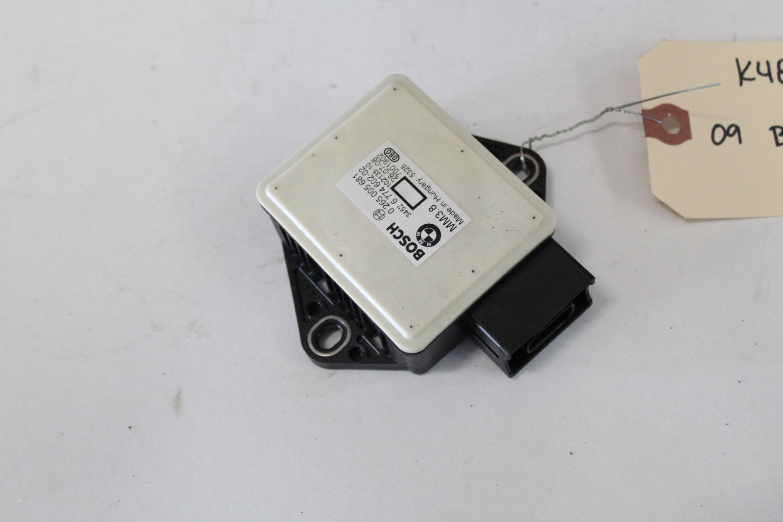 20042010 BMW E60 528 BOSCH SPEED YAW RATE TURN SPEED SENSOR K4866