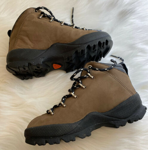 nike hiking boots uk