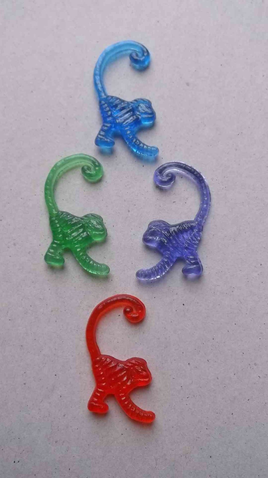 250 New Assorted Plastic Monkey Cocktail Drink Markers Bar Tools