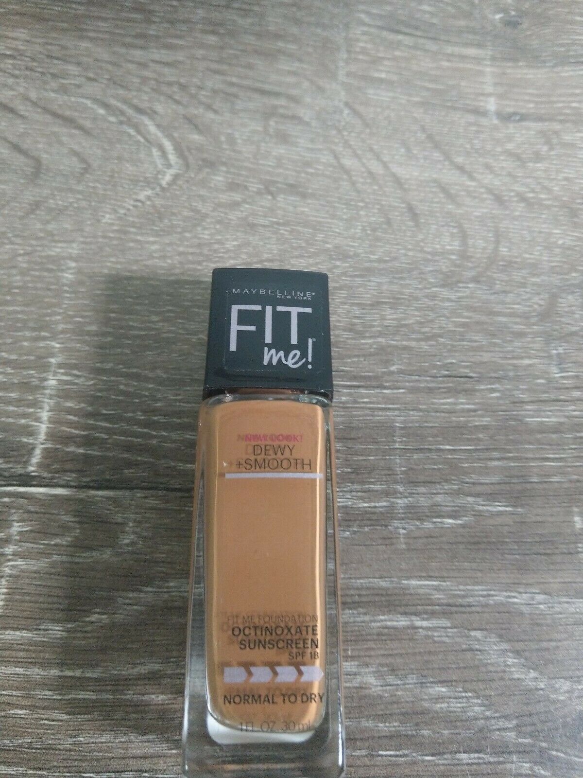 Maybelline Fit Me! Foundation, Coconut [355], SPF 18 1 oz Dewy Smooth ...