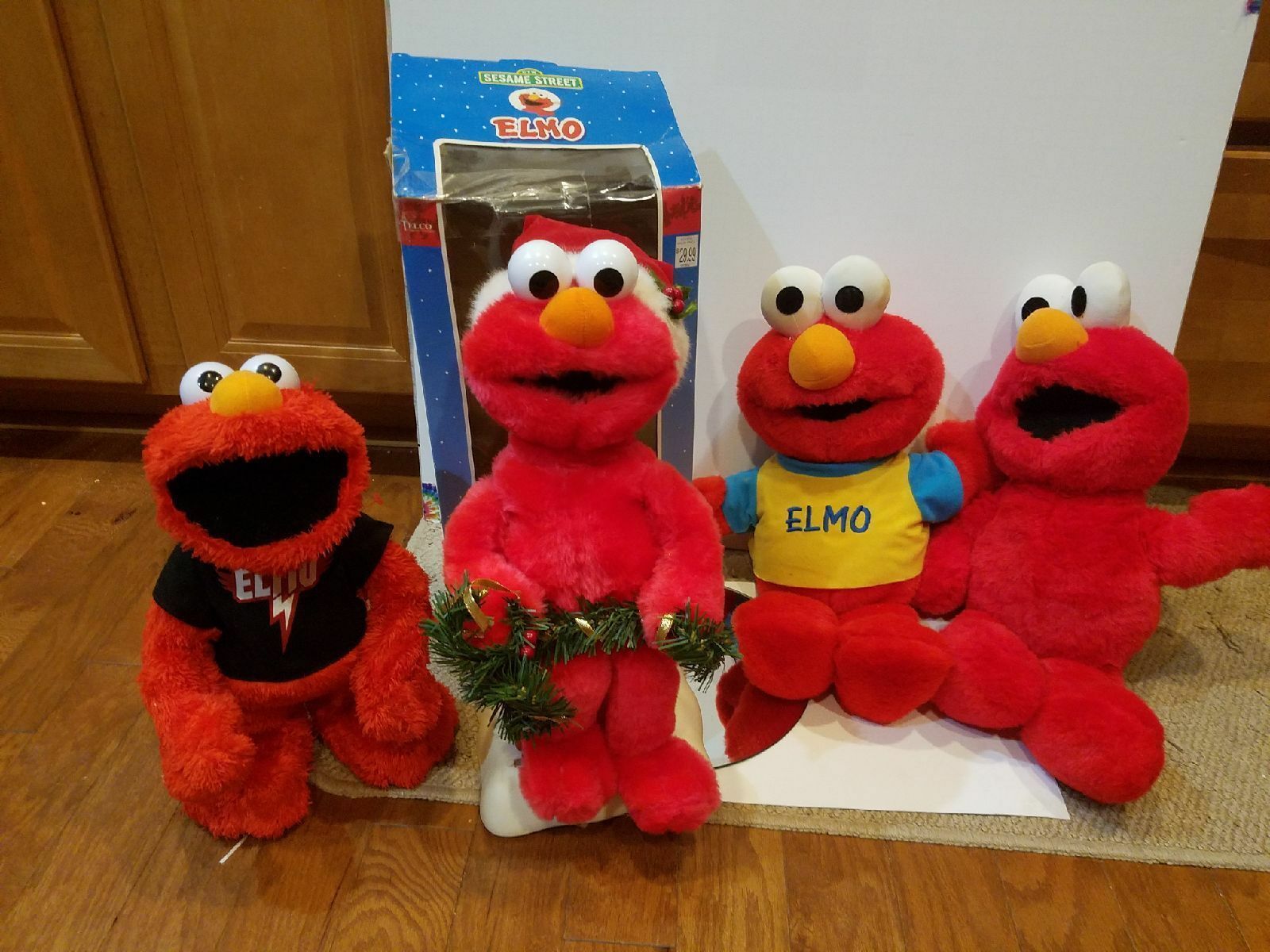 Bulk Electronic Dancing ELMO Lot Sesame Street Toy TYCO VTG tickle me elmo Sesame Street