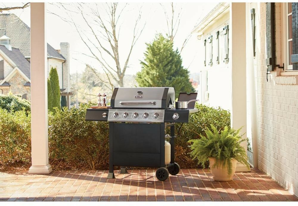 DynaGlo Propane Grill 6Burner Fixed Shelf Rust Resistant Stainless